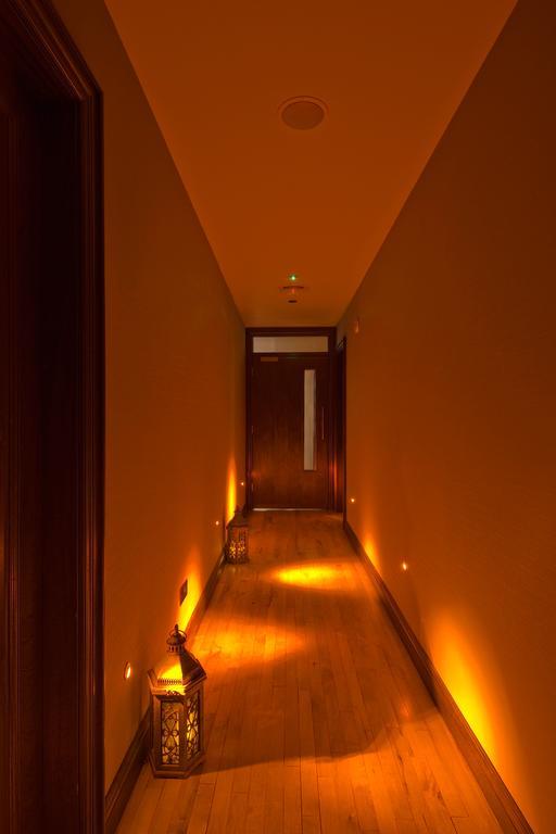 Canal Court Ньюри Экстерьер фото
