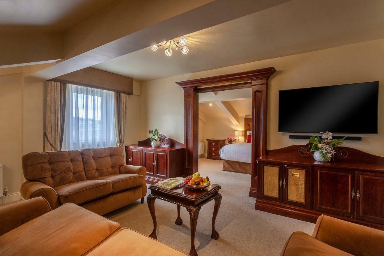 Canal Court Ньюри Экстерьер фото